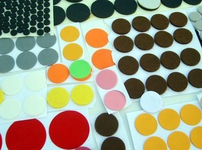 專(zhuan)業(ye)可(ke)靠的(de)東(dong)莞EVA泡棉(mian)膠墊與玻璃(li)儀器(qi)壹(yi)站式銷售服(fu)務