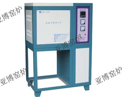 價(jia)位合理的(de)坩(gan)堝(guo)玻璃(li)熱(re)熔爐 物(wu)超(chao)所值的(de)高(gao)溫(wen)玻璃(li)熔塊(kuai)爐，洛(luo)陽(yang)口碑公司供應(ying)